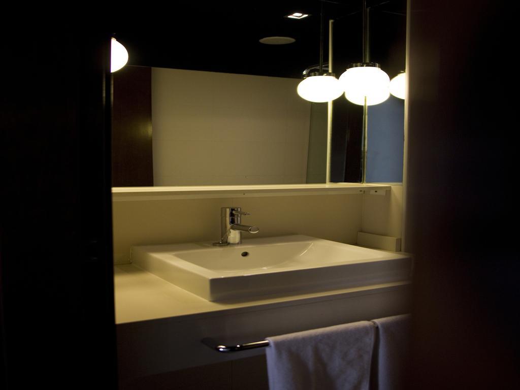 Hostal Badaloni Badalona Ngoại thất bức ảnh